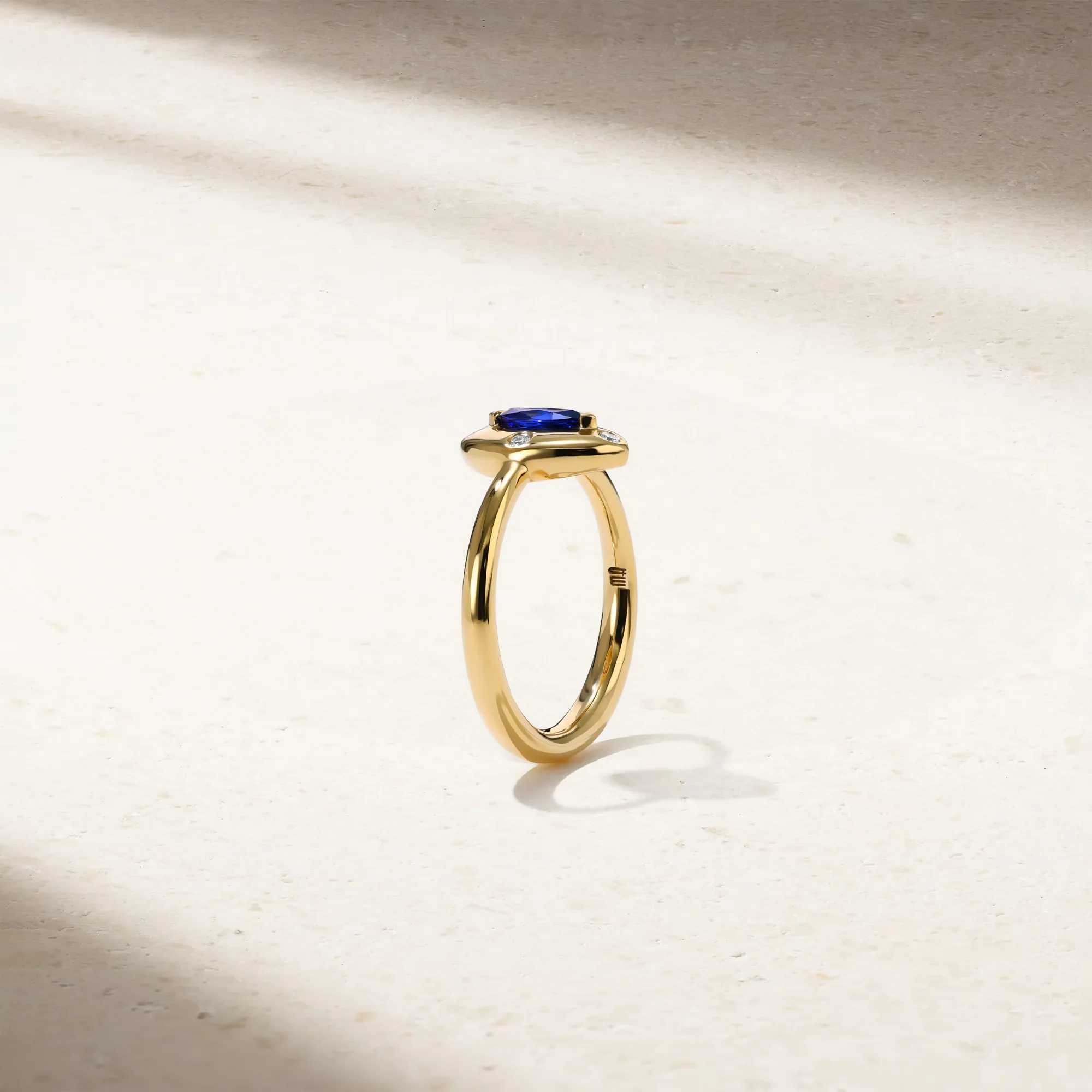 Aurum Marquise Sapphire Ring - Image 2