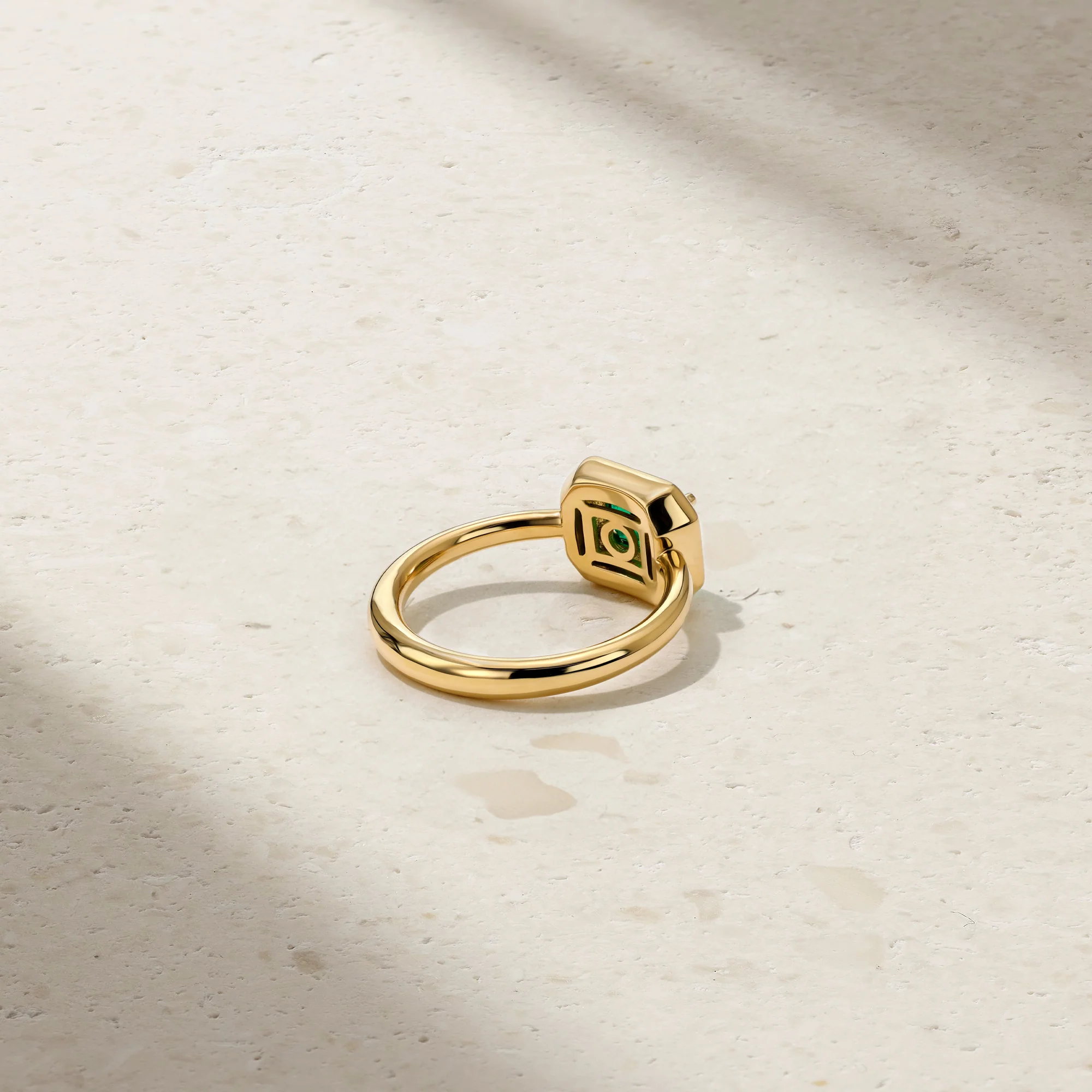 Aurum Octagonal Emerald Ring - Image 4