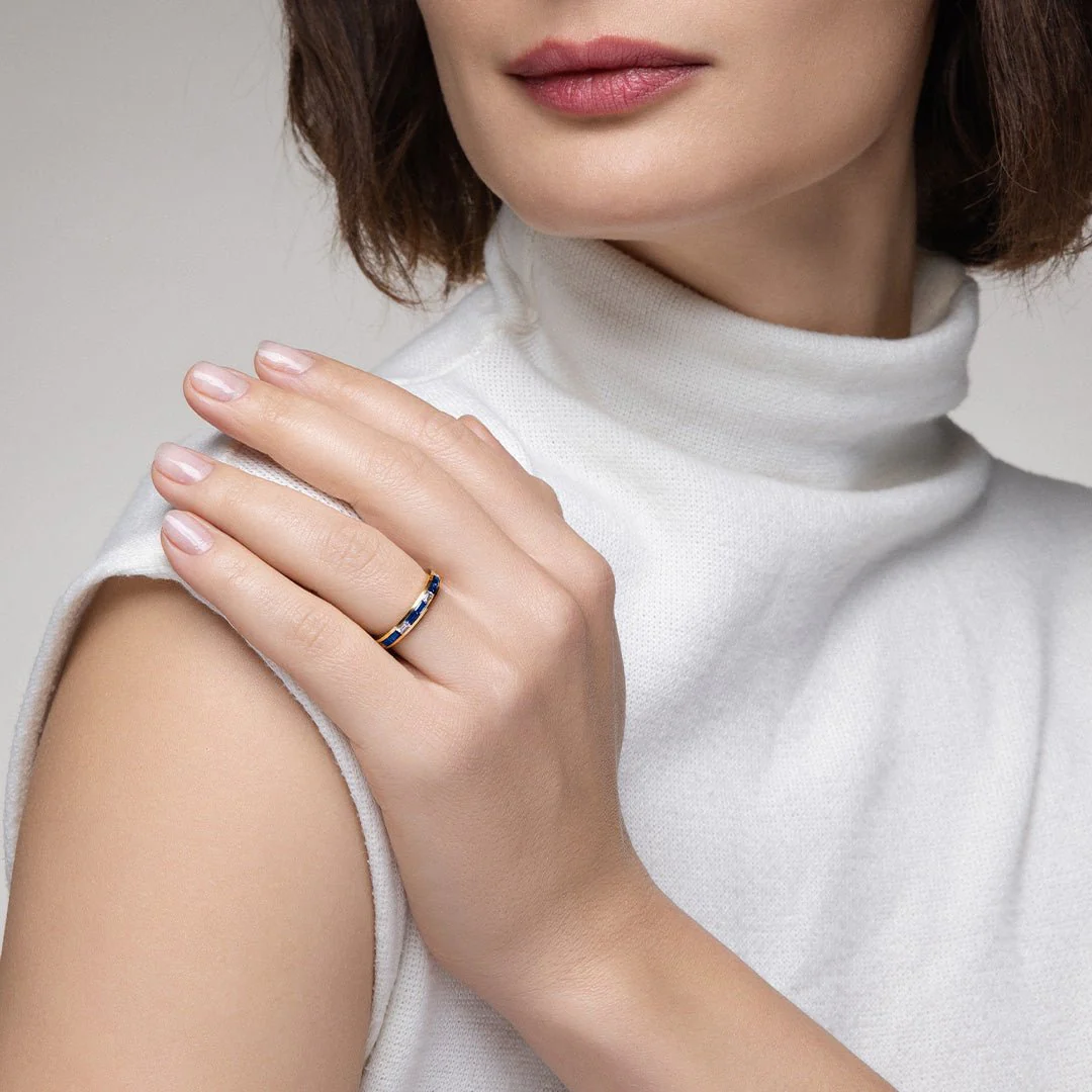Baguette Sapphire and Diamond Thread Ring - Image 2