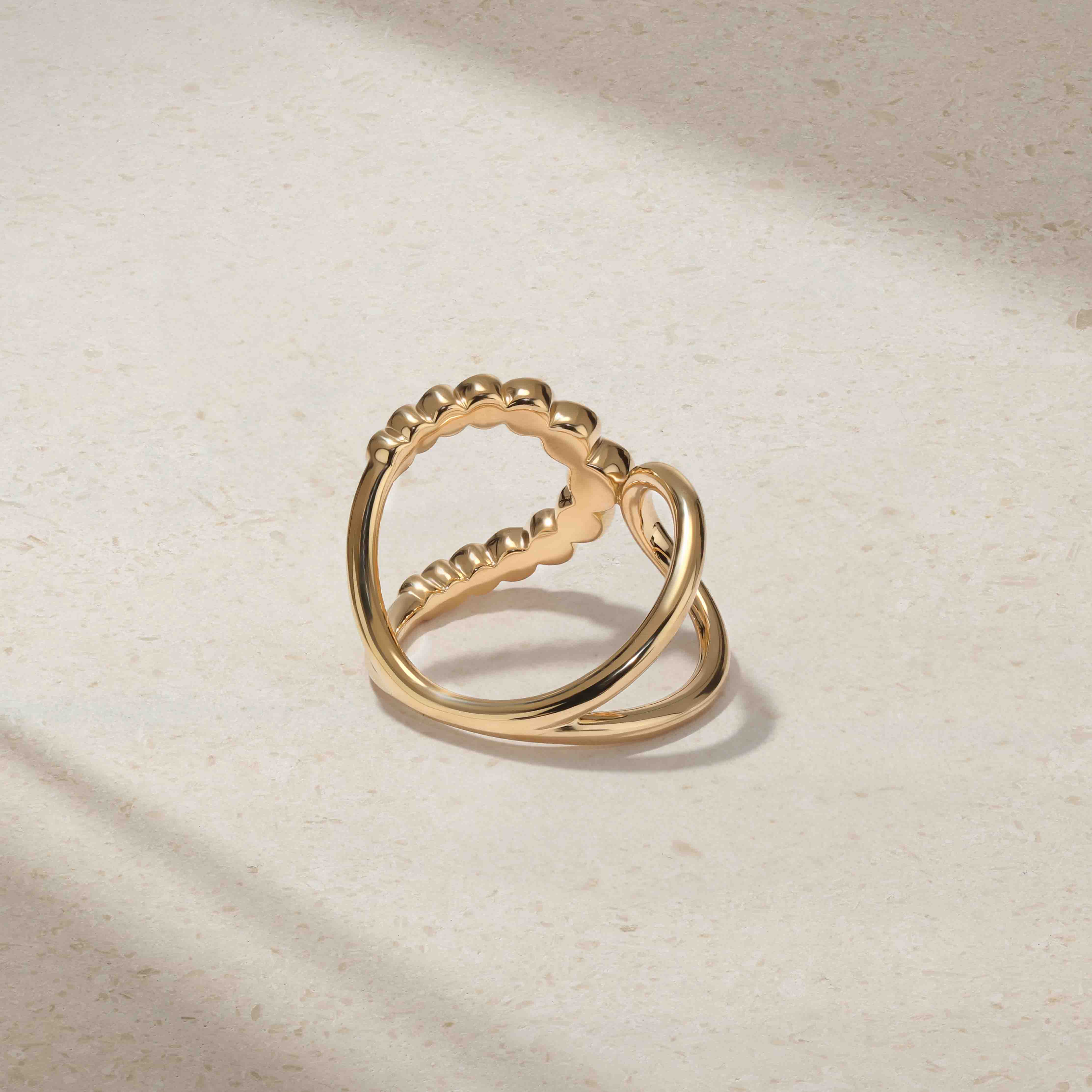 Bubbly Elegance Emerald and Diamond Ring - Image 4