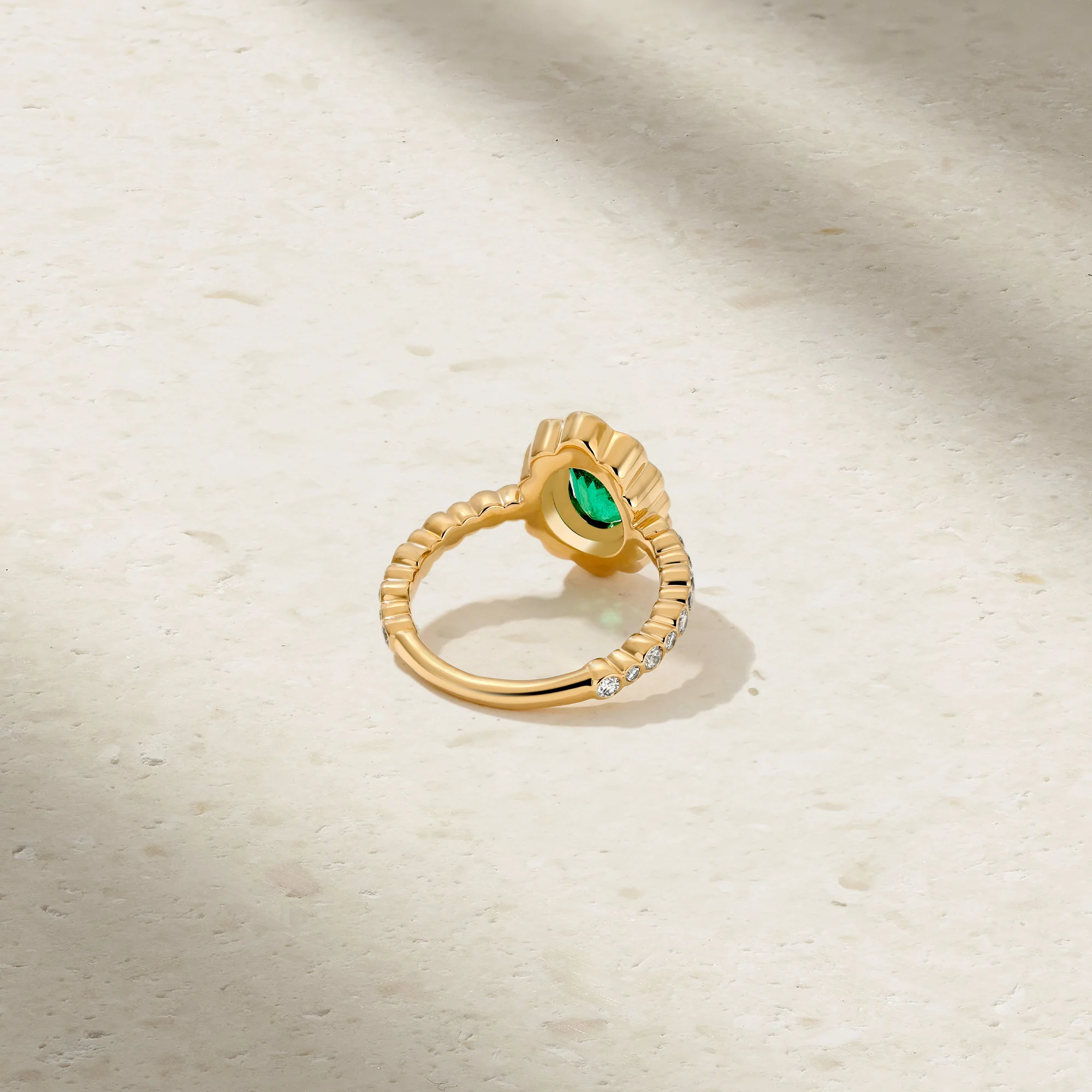 Bubbly Jubilee Emerald and Diamond Ring - Image 4