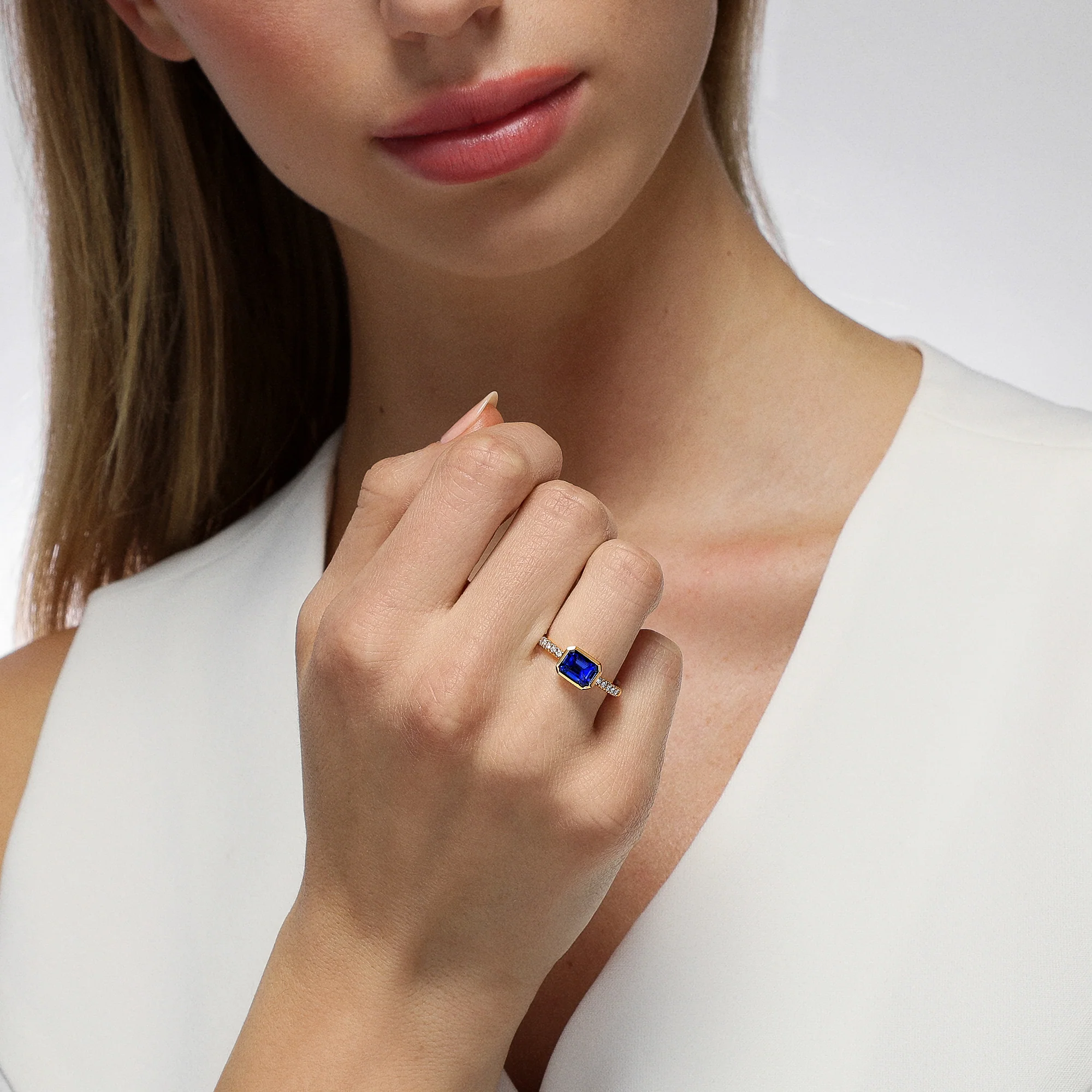 East-West Emerald Cut Sapphire and Diamond Bezel Ring - Image 2