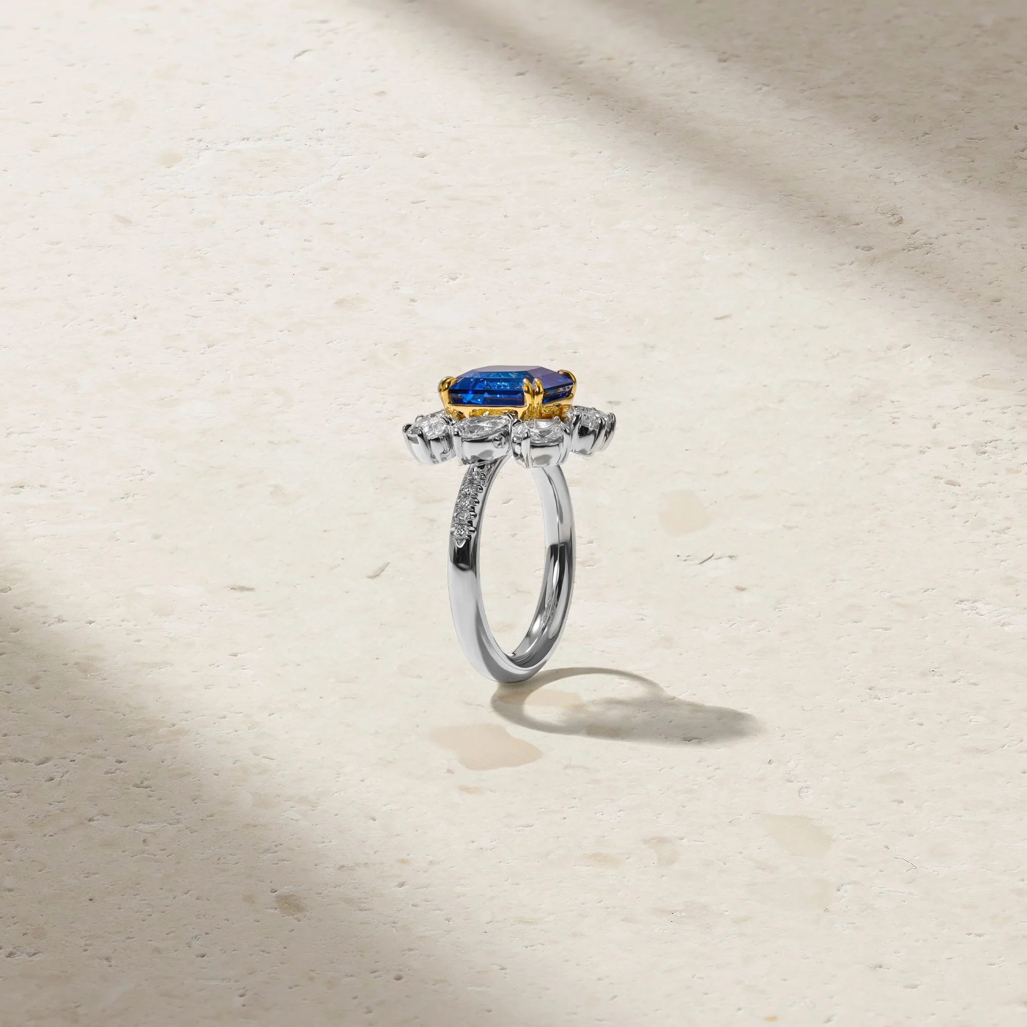 Nocturna Sapphire Ring - Image 2