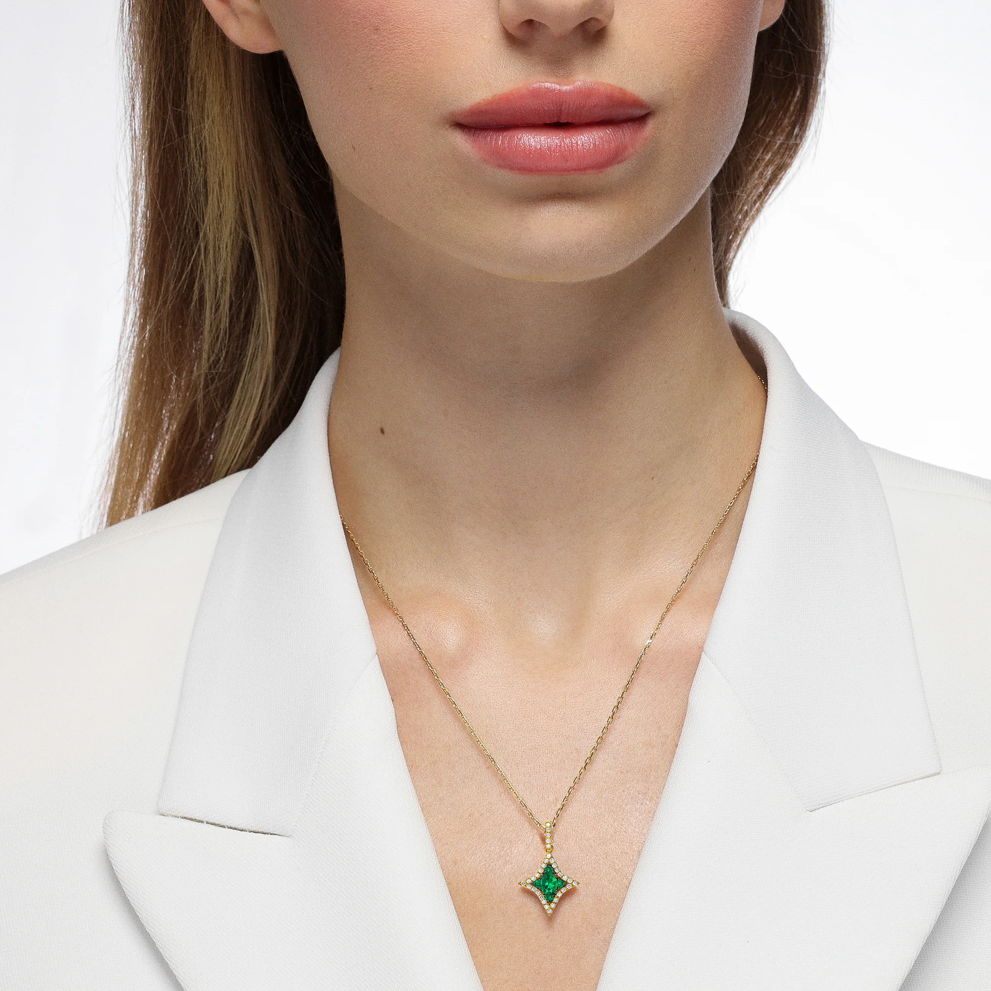 Notte Emerald and Diamond Pendant - Image 2