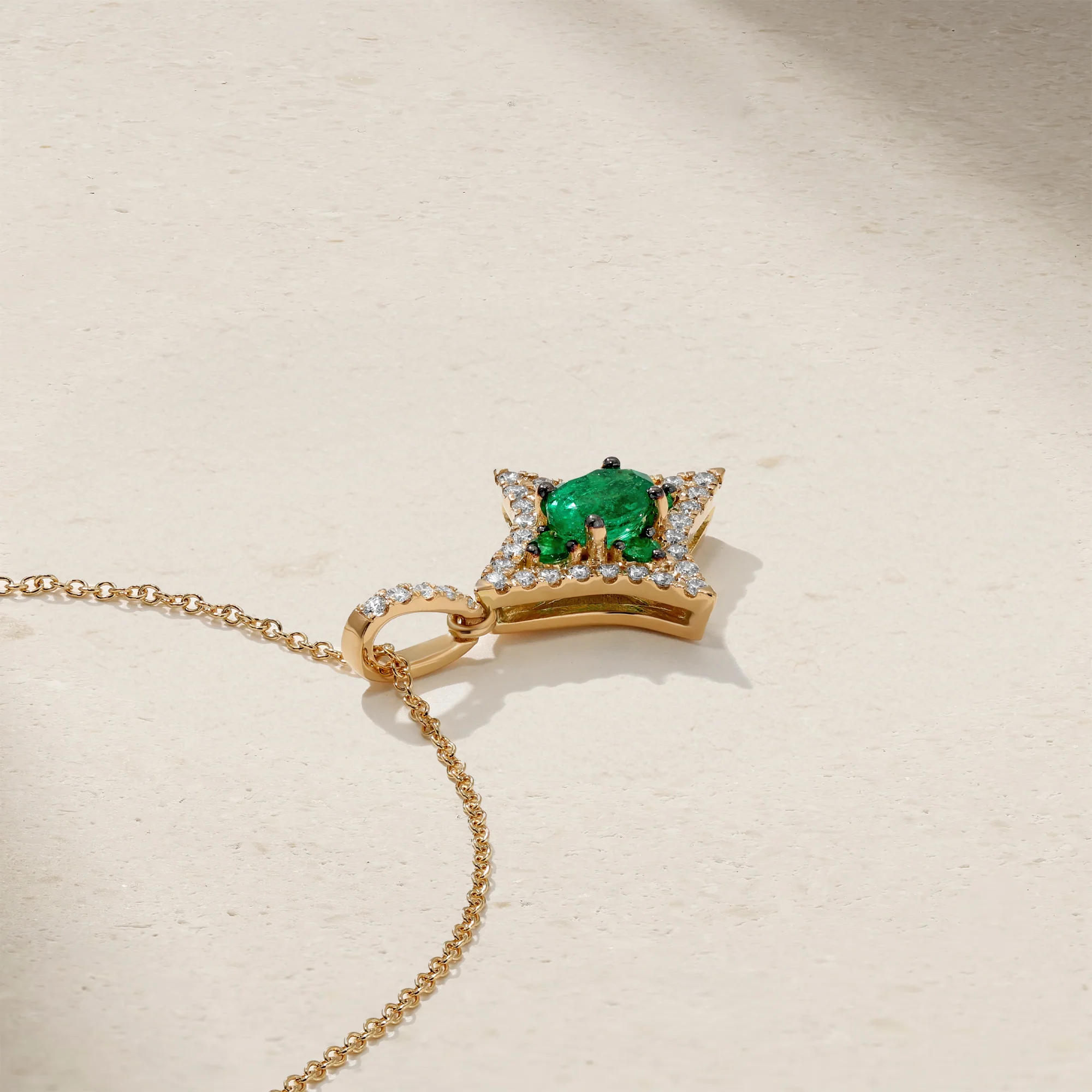Notte Emerald and Diamond Pendant - Image 3