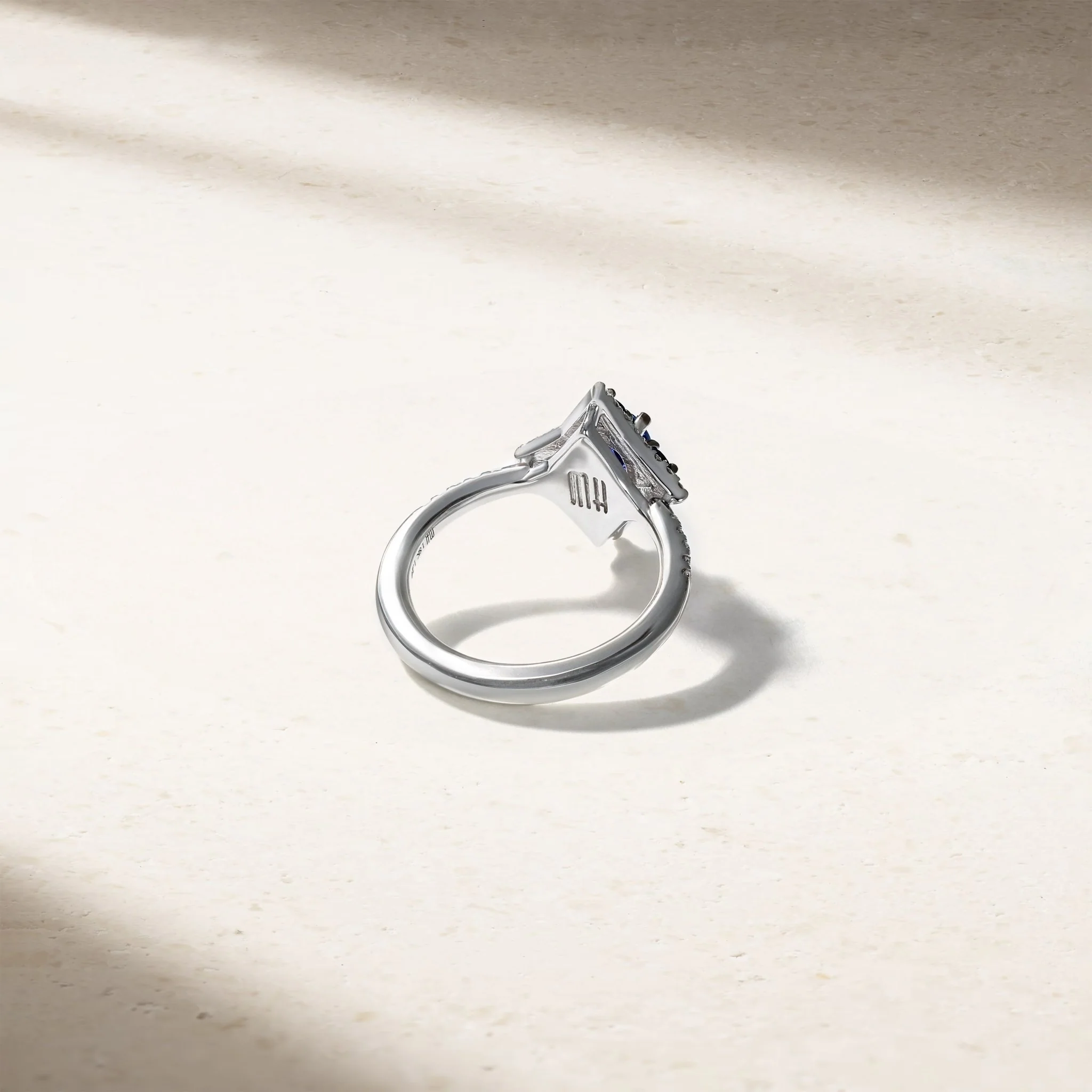 Notte Sapphire and Diamond Ring - Image 4