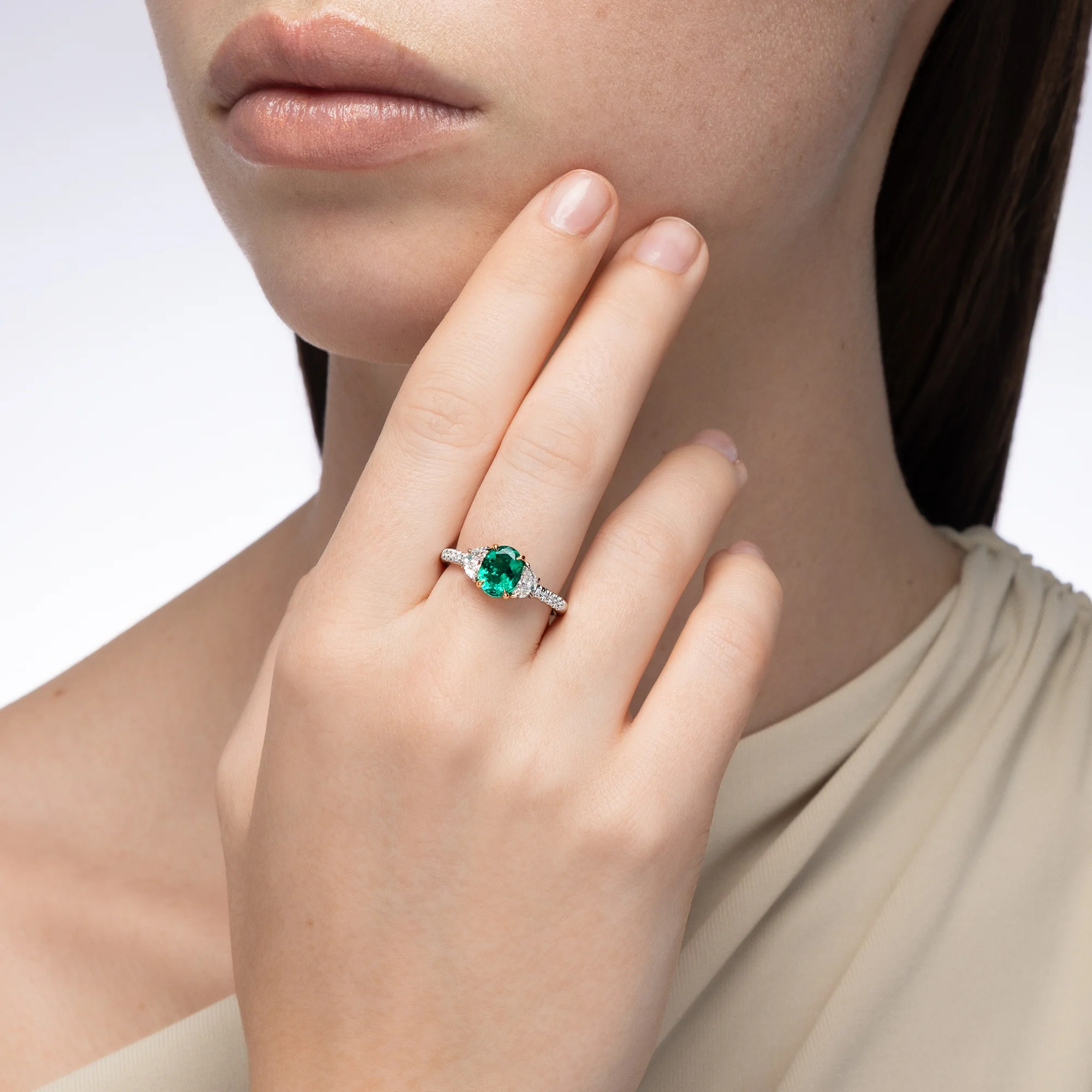 Nouveau Two Tone Three Stone Oval Colombian Emerald and Diamond Ring - Image 2
