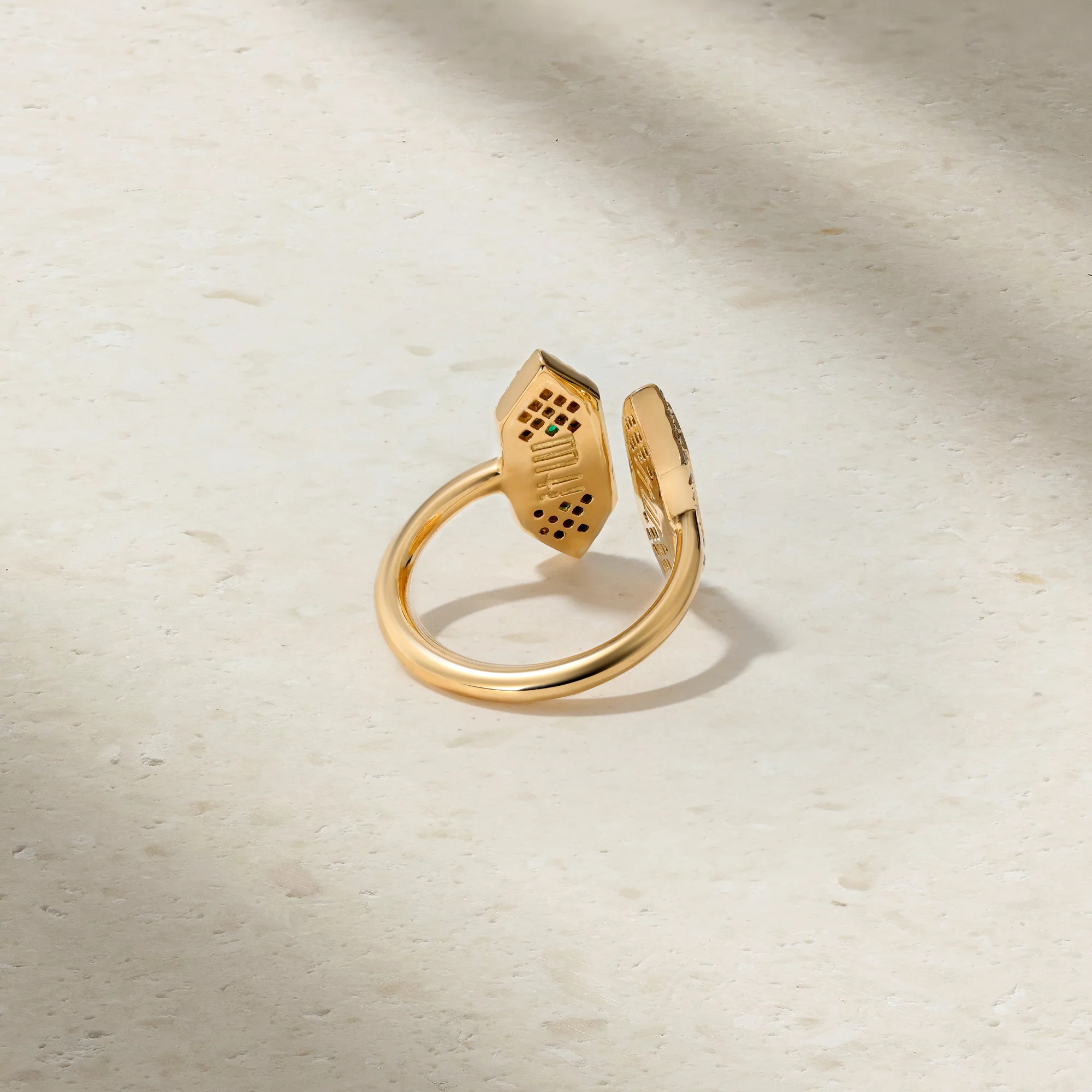 Pharaoh Emerald and Diamond Ring - Image 4