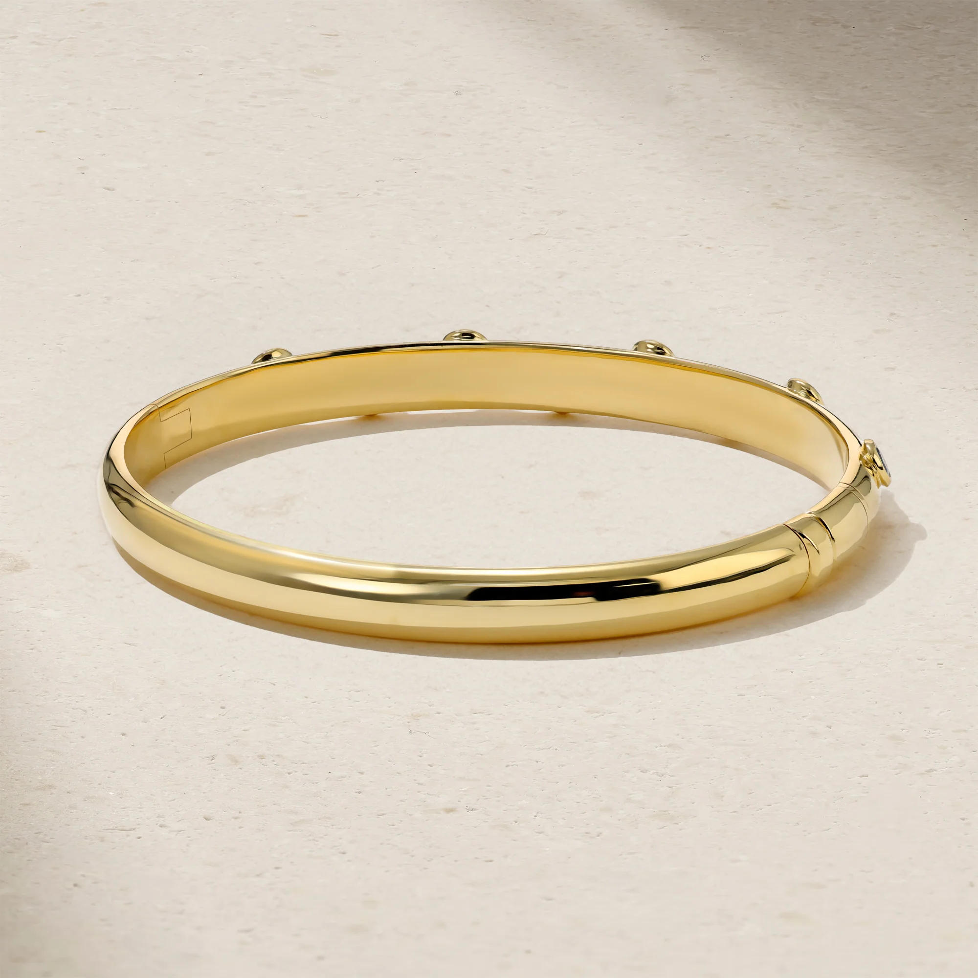 Riva Crest Sapphire Bangle - Image 4