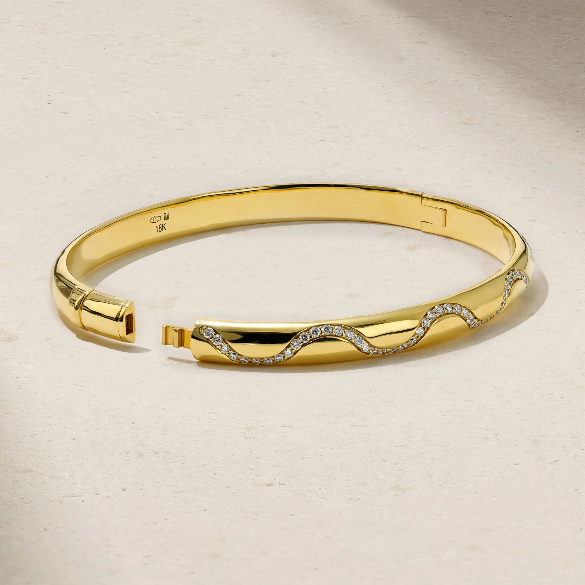 Riva Tide Diamond Bangle - Image 3