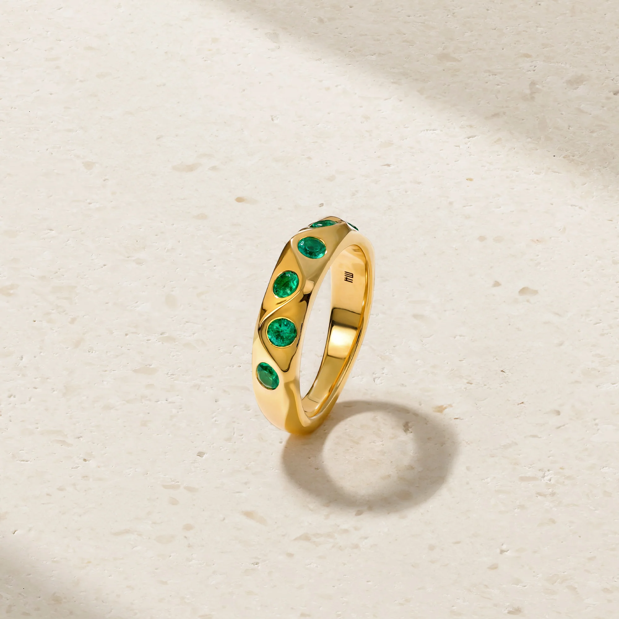 Sculpted Emerald Wave Ring - Image 3