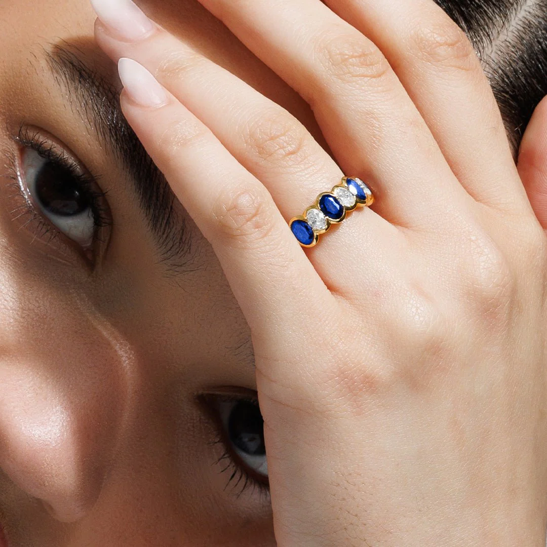 Sculpted Oval Sapphire and Diamond Alternating Band - Image 2