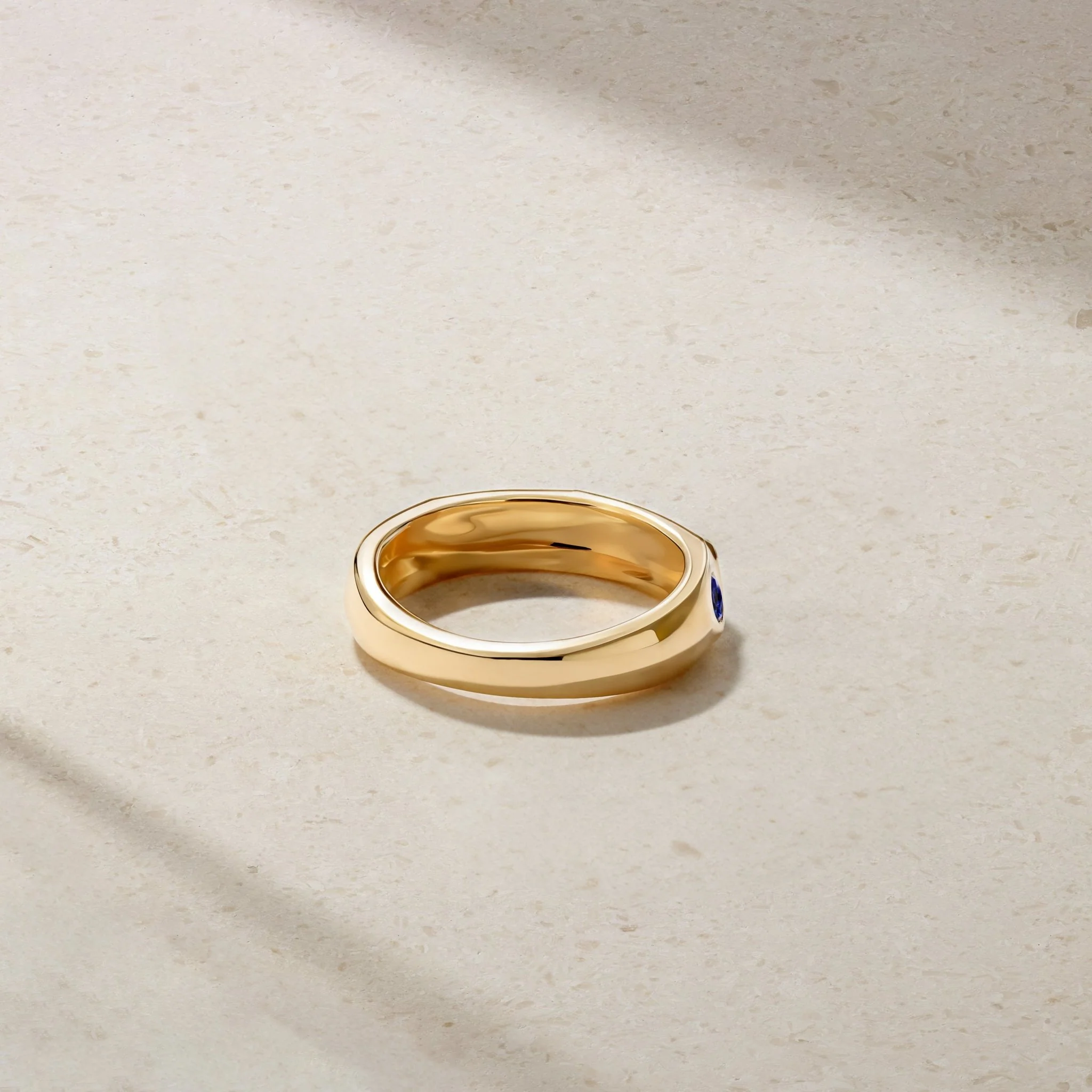 Sculpted Sapphire Wave Ring - Image 4